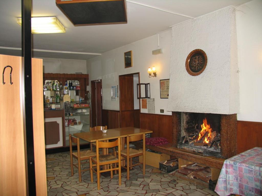 Hotel Oasi Trente Extérieur photo